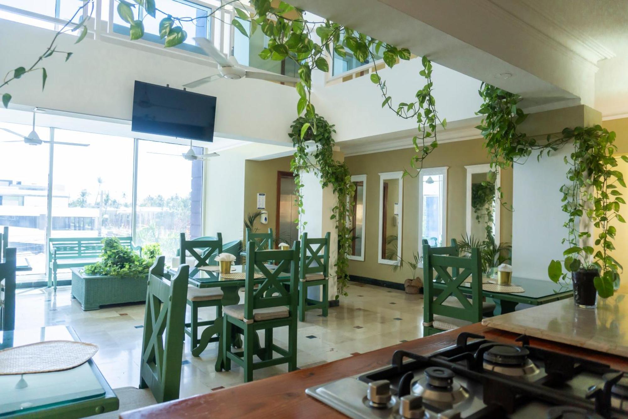 Green Coast Hotel Punta Cana Exterior photo