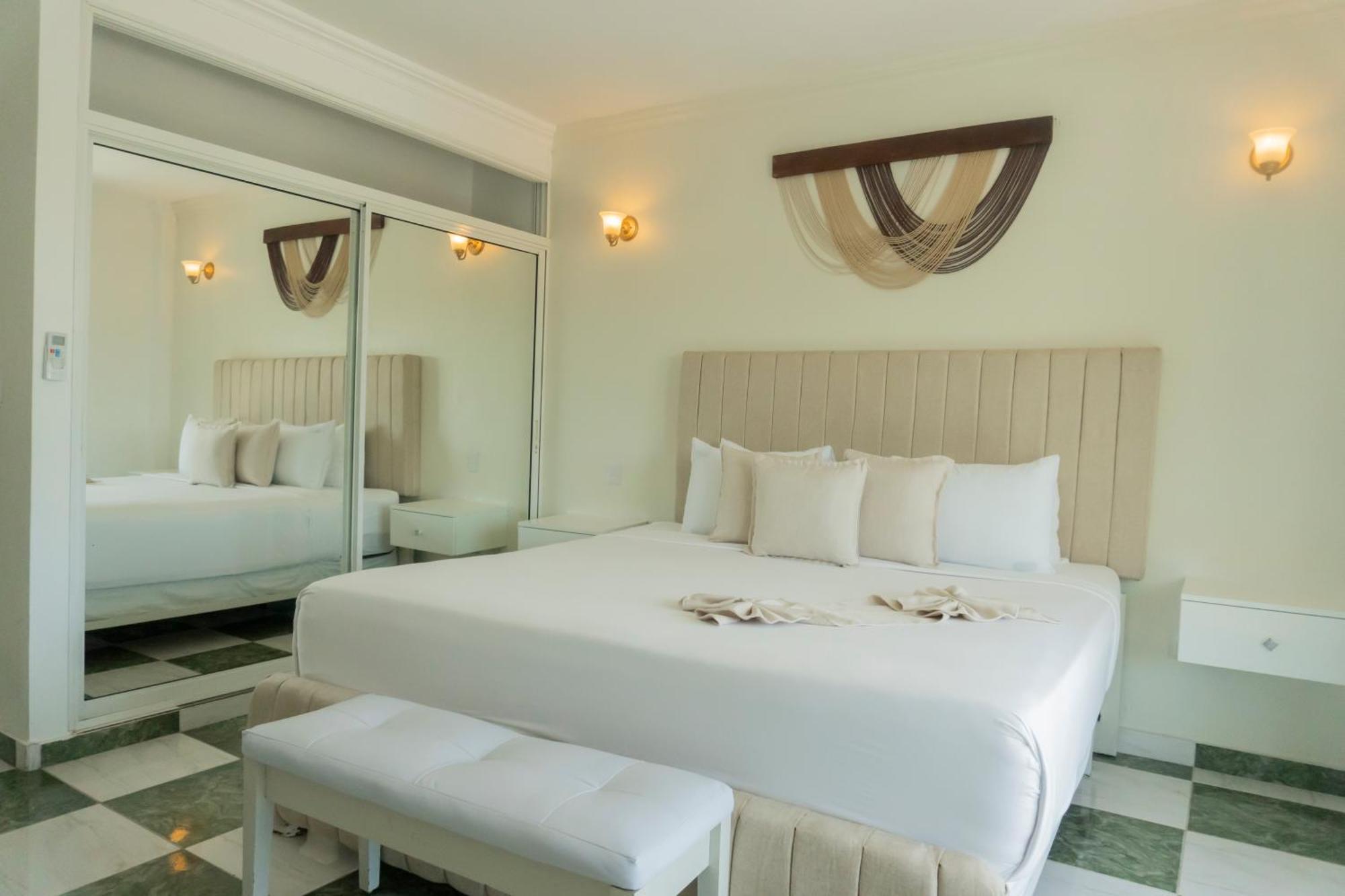 Green Coast Hotel Punta Cana Exterior photo